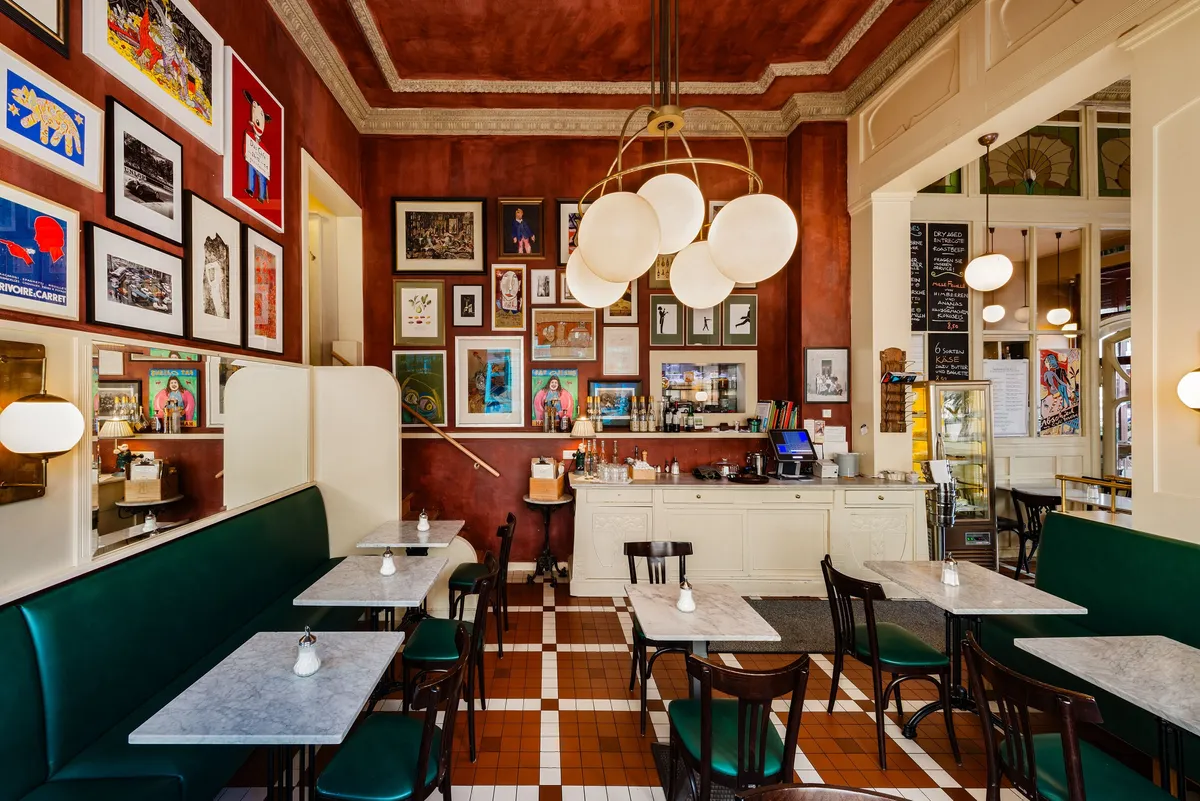 Cafe Maitre