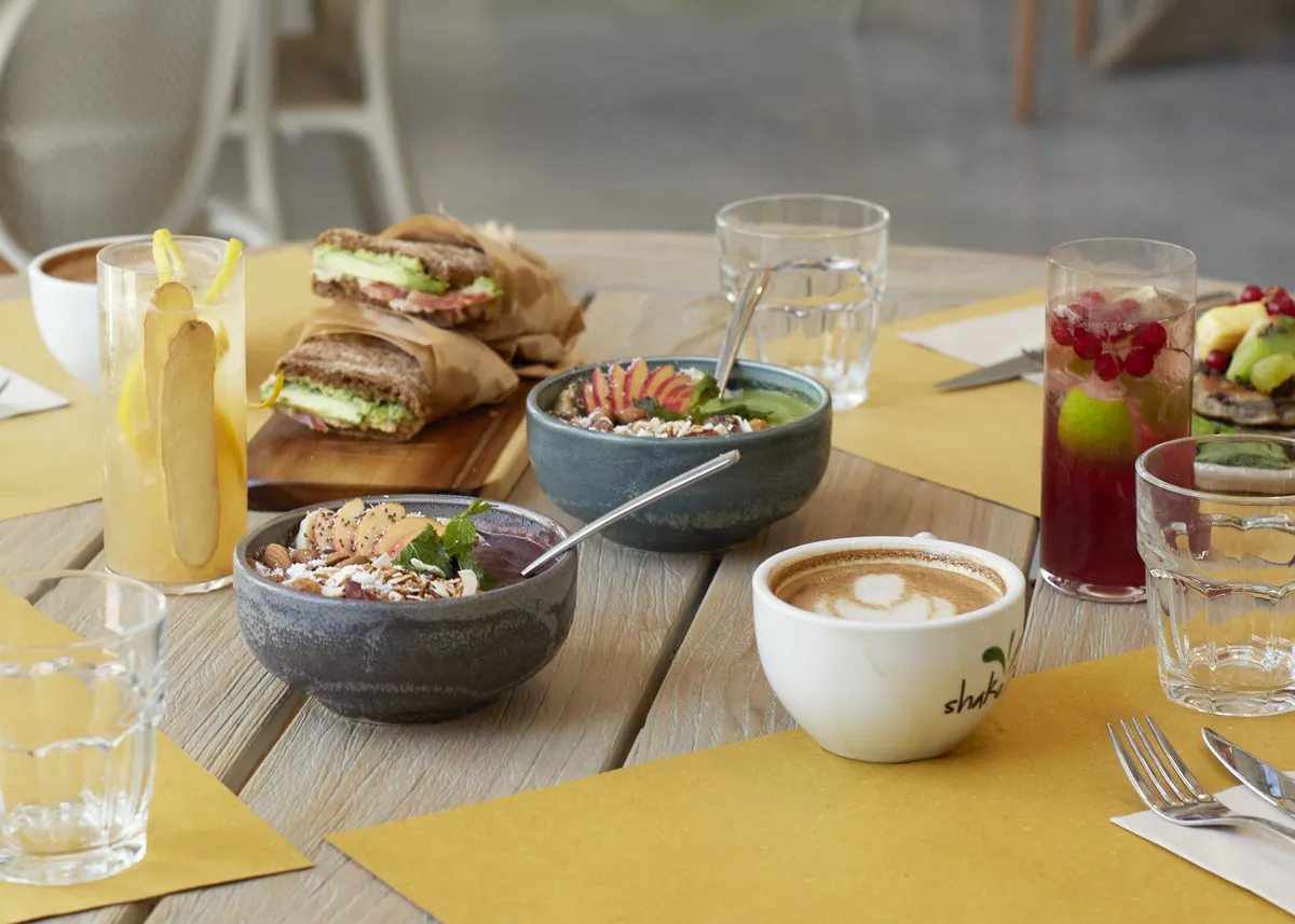 Shake cafe