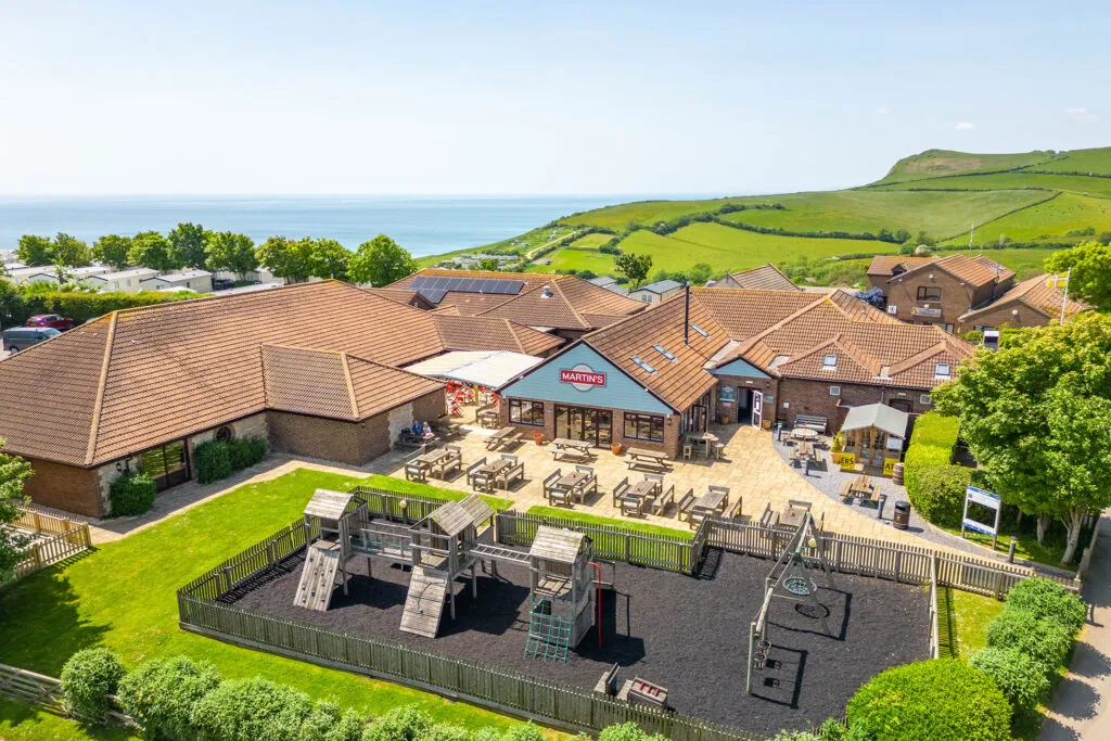Martin's Bar and Restaurant