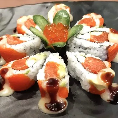MoMo Sushi