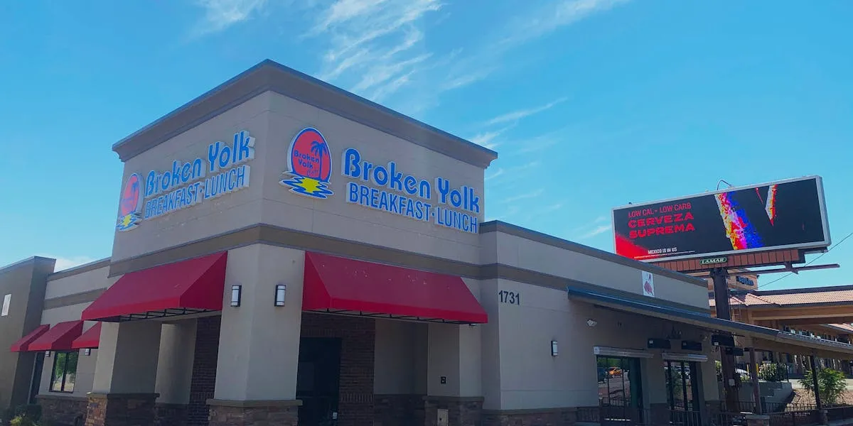 Broken Yolk Cafe