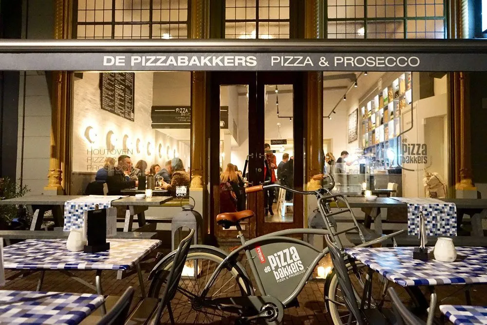 De Pizzabakkers