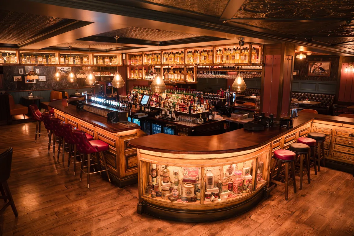 Blackbanks Bar & Grill