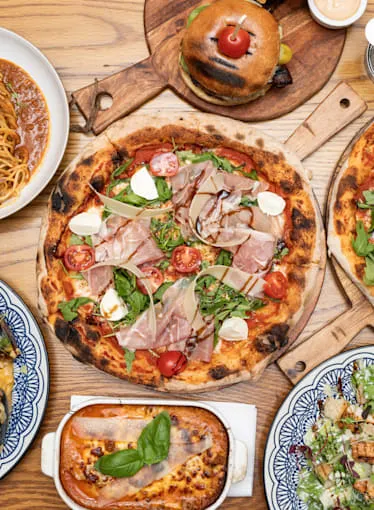 Italian Pizzeria Cafe 84