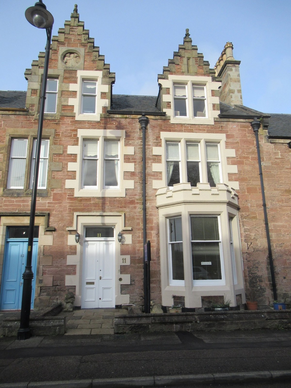 Blaeberry House (Embrace the Moment)
