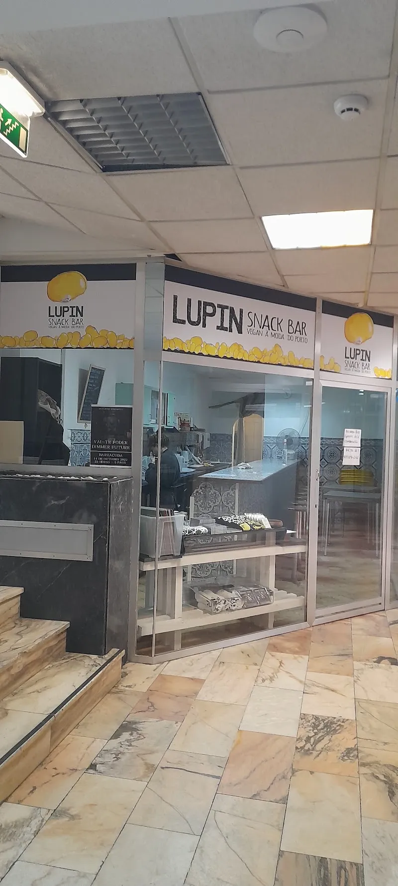 Lupin Snack Bar