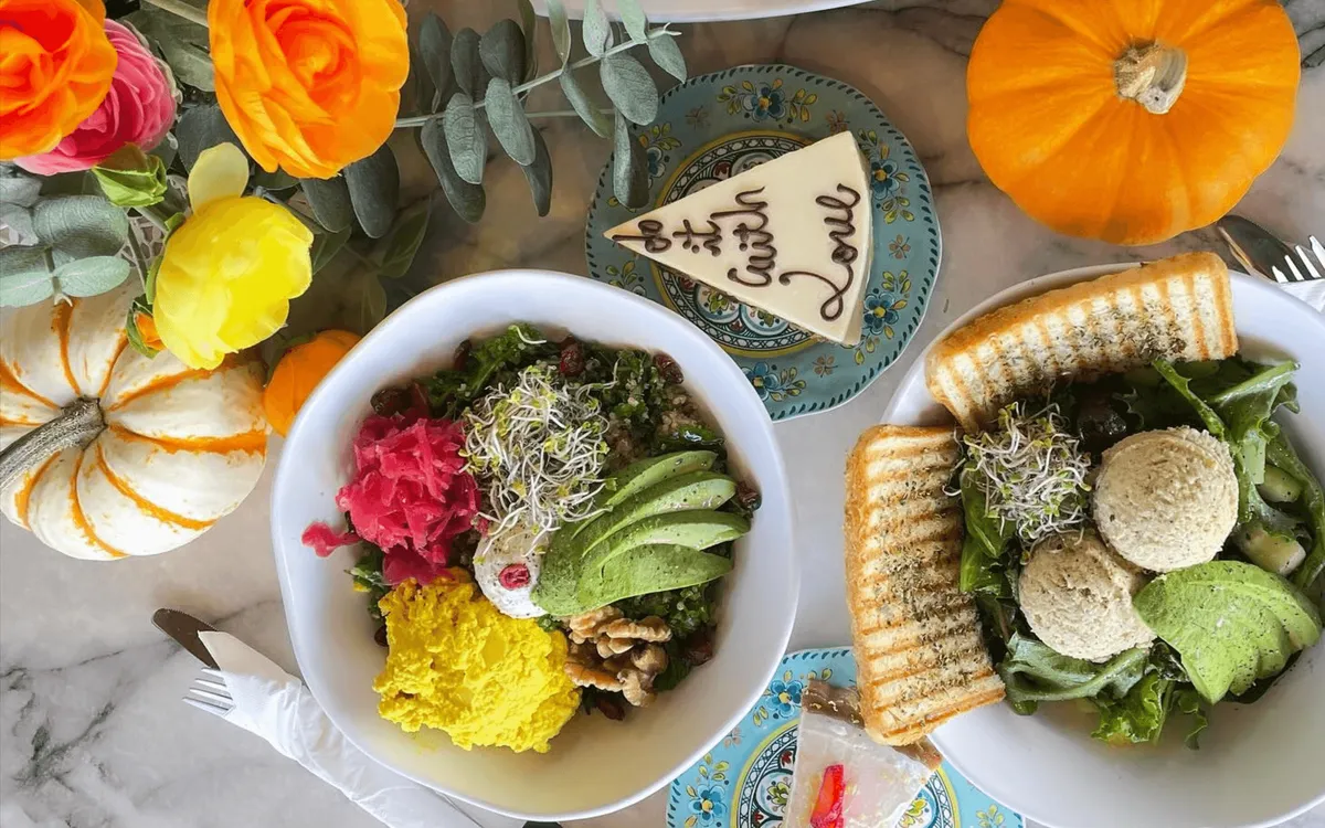 Green Table Cafe