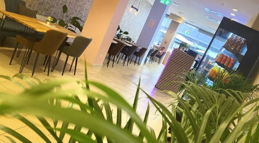 L&A Cafe