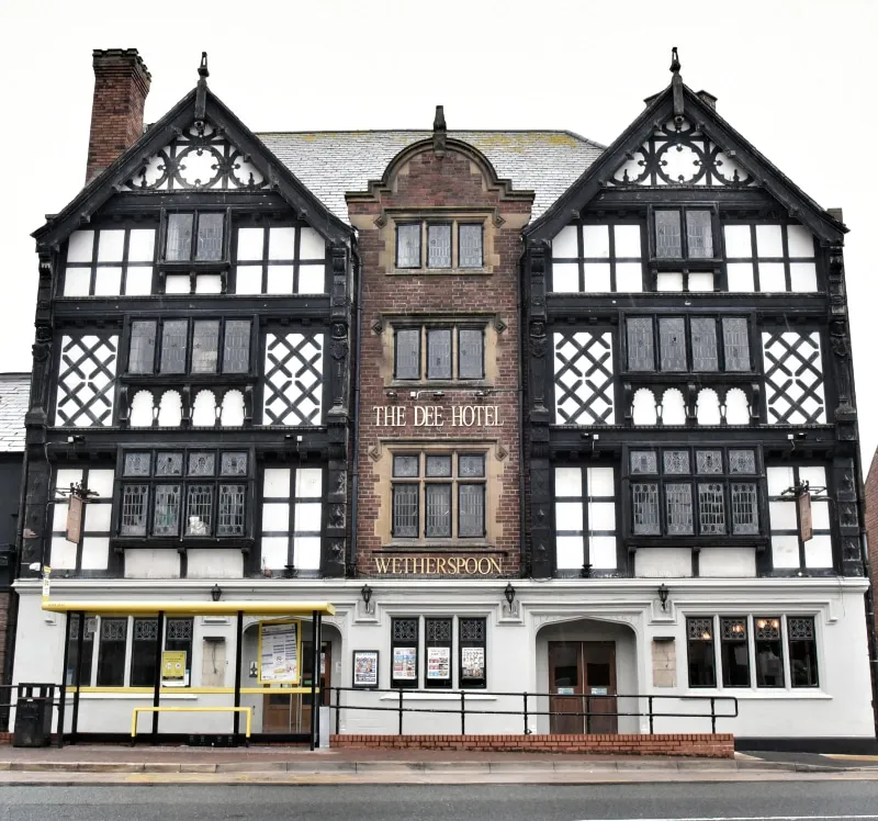 The Dee Hotel