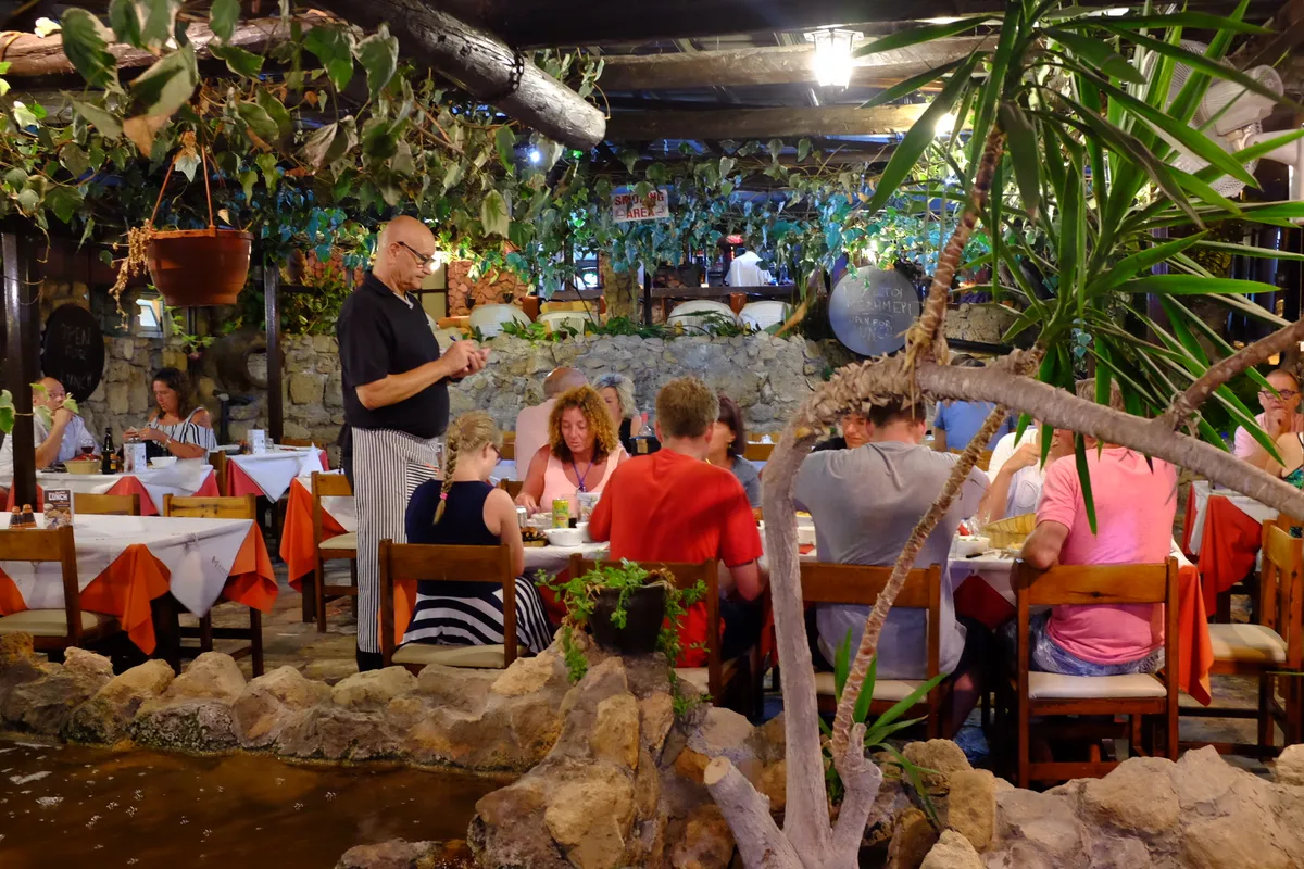 Mandra Tavern