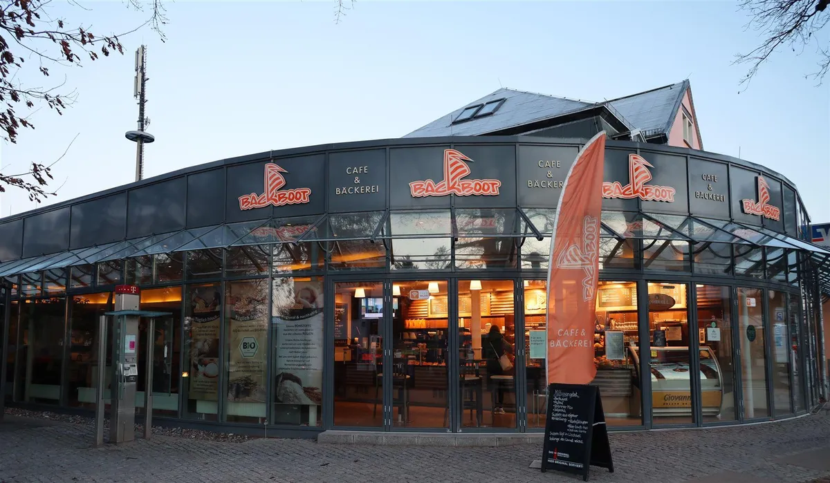 Backboot Cafe und Backerei