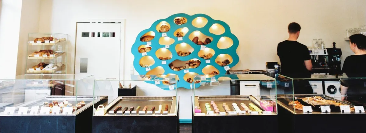 emoi Patisserie & Cafe