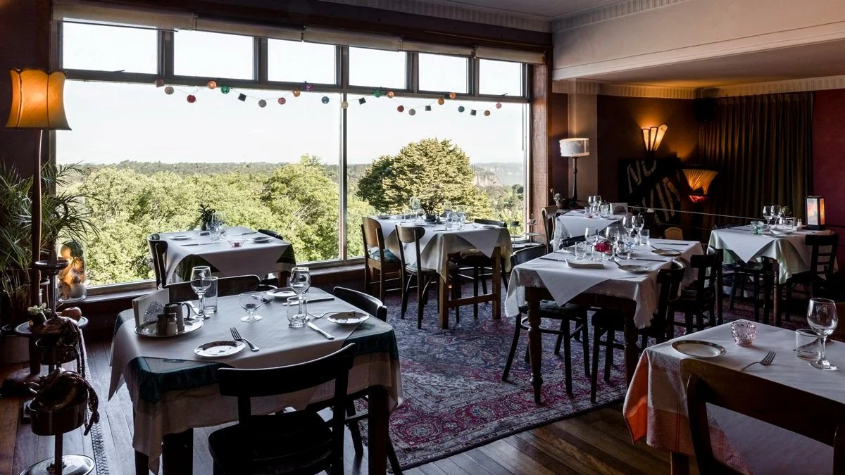 AVALON Restaurant & Cocktail Bar