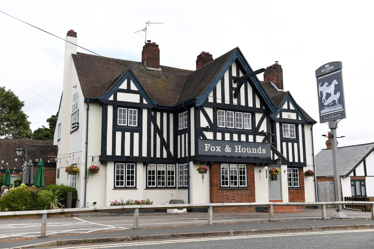 Fox & Hounds